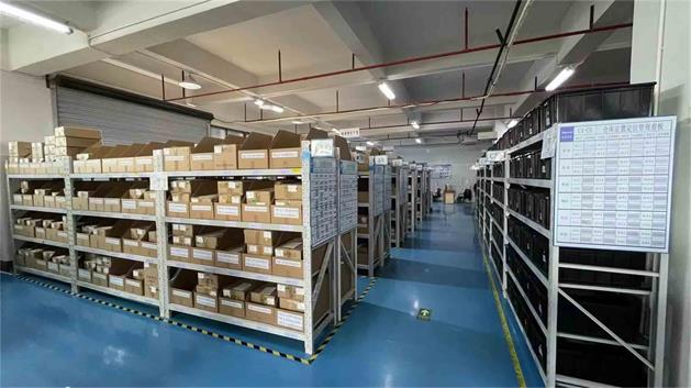 Our spacious warehouse is meticulously managed according to 6S principles